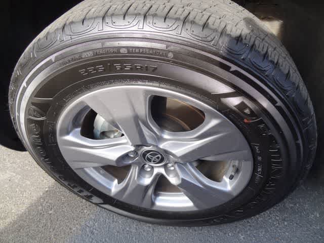 Thumbnail: 2025 Toyota RAV4 - 15