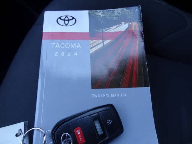 Thumbnail: 2024 Toyota Tacoma - 31