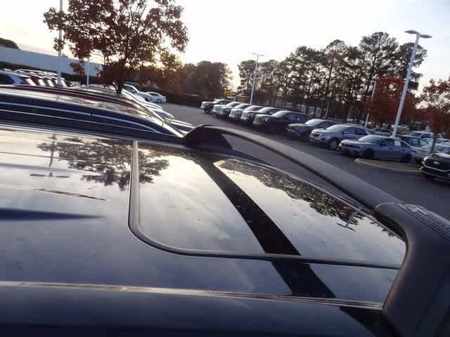 Thumbnail: 2020 Toyota RAV4 - 18