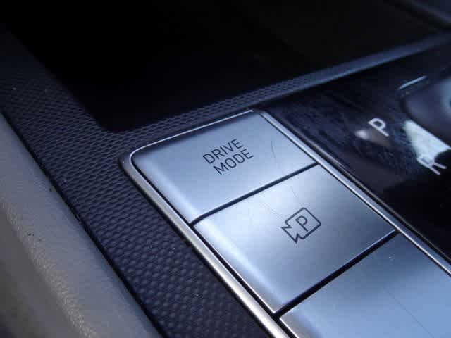 Thumbnail: 2024 Hyundai Elantra - 15