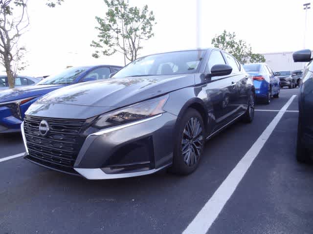 Thumbnail: 2025 Nissan Altima - 1