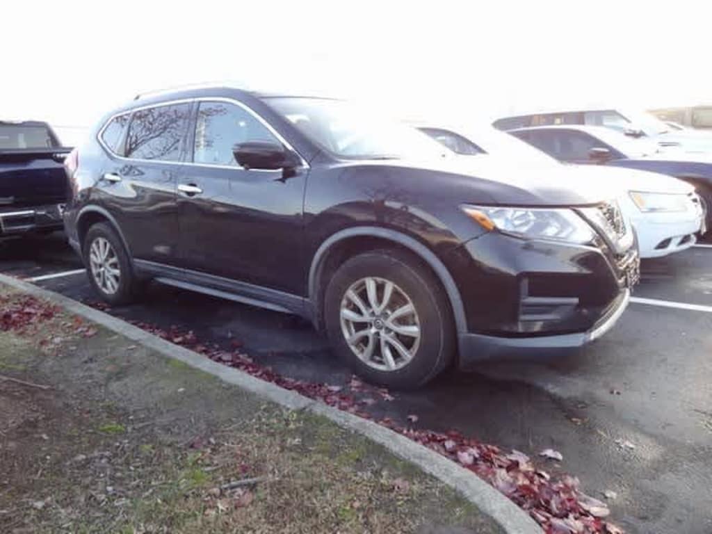 Used 2018 Nissan Rogue SV SUV