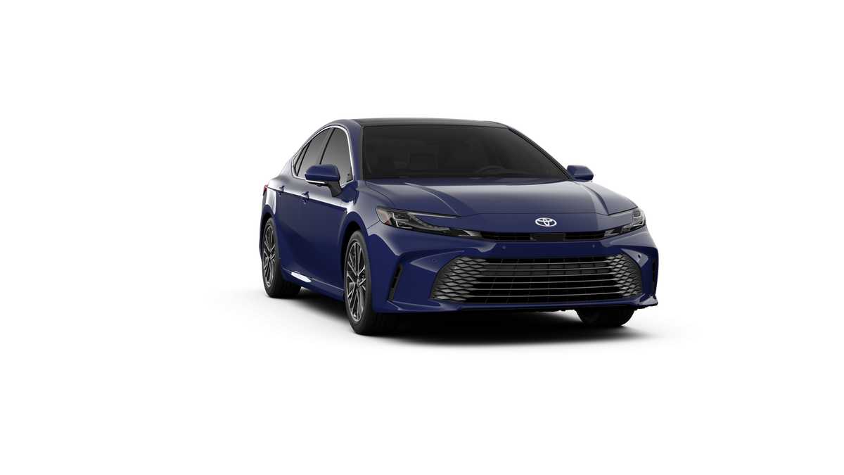Thumbnail: 2025 Toyota Camry - 16