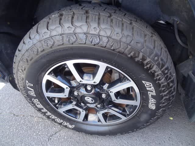 Thumbnail: 2016 Toyota Tundra - 14