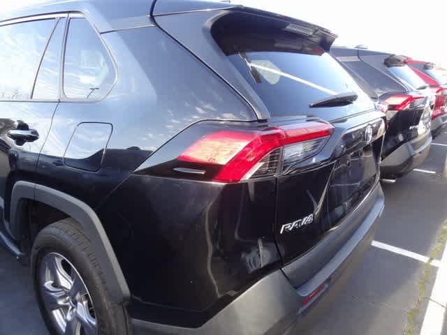 Thumbnail: 2023 Toyota RAV4 - 18