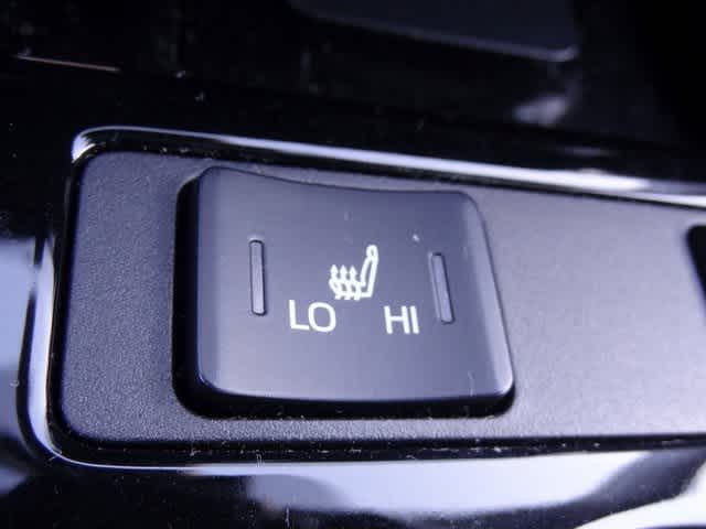 Thumbnail: 2019 Toyota Prius - 15