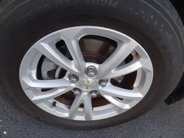 Thumbnail: 2017 Chevrolet Equinox - 15