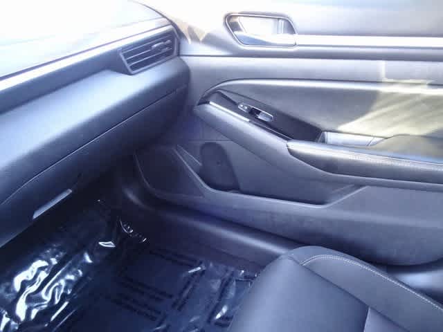 Thumbnail: 2023 Nissan Altima - 19