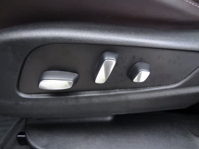 Thumbnail: 2021 Cadillac XT6 - 7