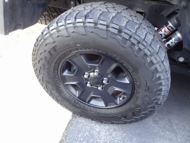 Thumbnail: 2022 Jeep Gladiator - 11