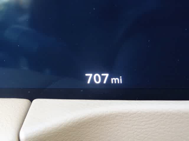 Thumbnail: 2026 Nissan Armada - 7