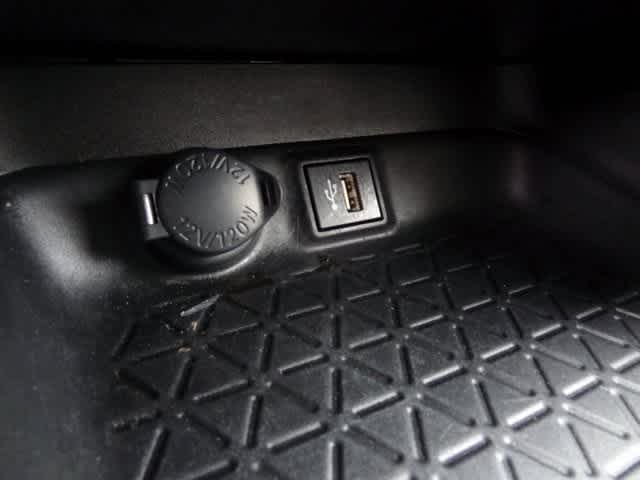 Thumbnail: 2024 Toyota RAV4 - 21