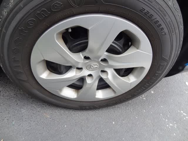 Thumbnail: 2019 Toyota RAV4 - 21