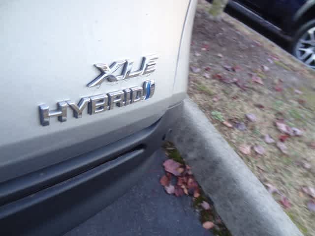 Thumbnail: 2024 Toyota Sienna - 8