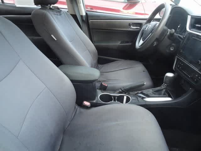 Thumbnail: 2018 Toyota Corolla - 8