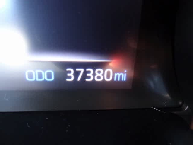 Thumbnail: 2022 Toyota RAV4 - 9