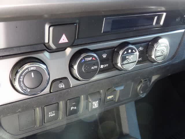 Thumbnail: 2023 Toyota Tacoma - 14