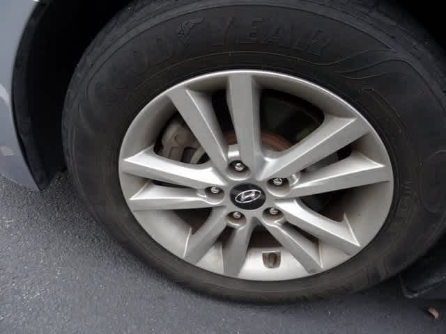 Thumbnail: 2015 Hyundai Sonata - 20