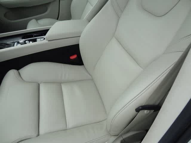 Thumbnail: 2021 Volvo S60 - 8
