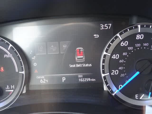 Thumbnail: 2023 Toyota Highlander - 24