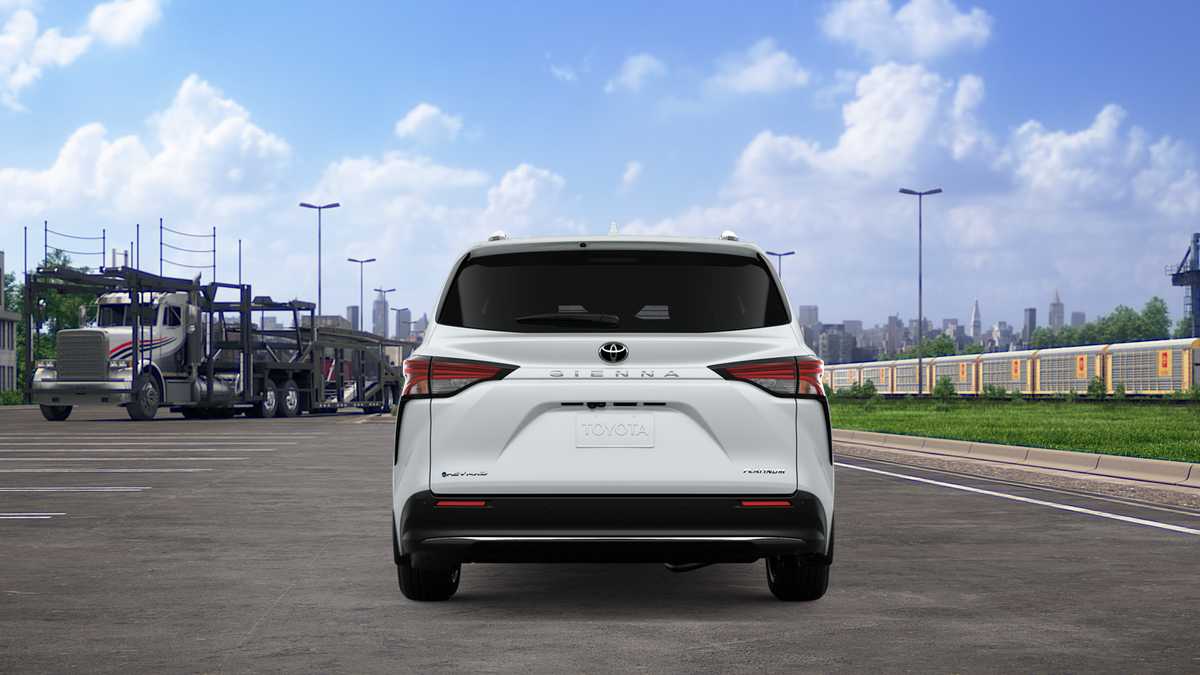Thumbnail: 2026 Toyota Sienna - 8
