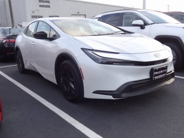 Thumbnail: 2024 Toyota Prius - 3