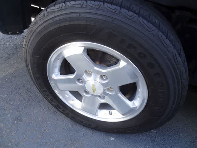 Thumbnail: 2012 Chevrolet Colorado - 21