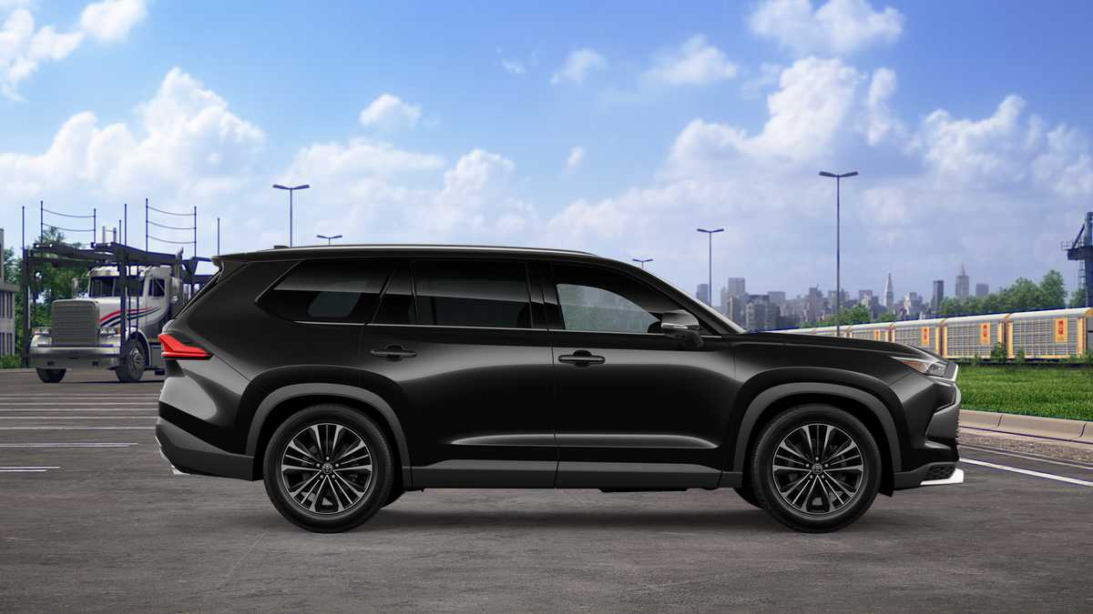 Thumbnail: 2026 Toyota Grand Highlander - 12