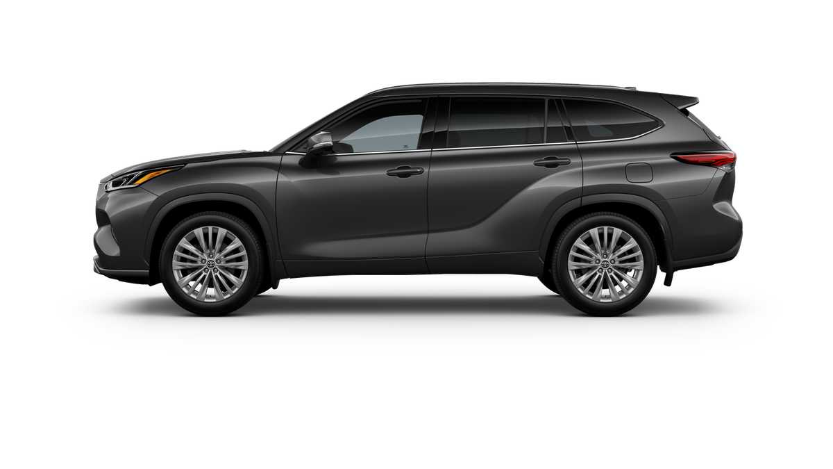 Thumbnail: 2025 Toyota Highlander - 4