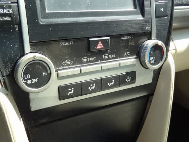 Thumbnail: 2012 Toyota Camry - 13