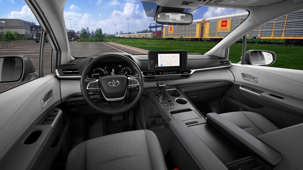 Thumbnail: 2026 Toyota Sienna - 19