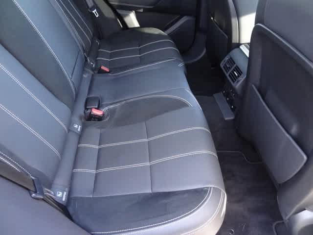 Thumbnail: 2021 Land Rover Range Rover Velar - 9