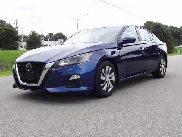 Thumbnail: 2022 Nissan Altima - 1