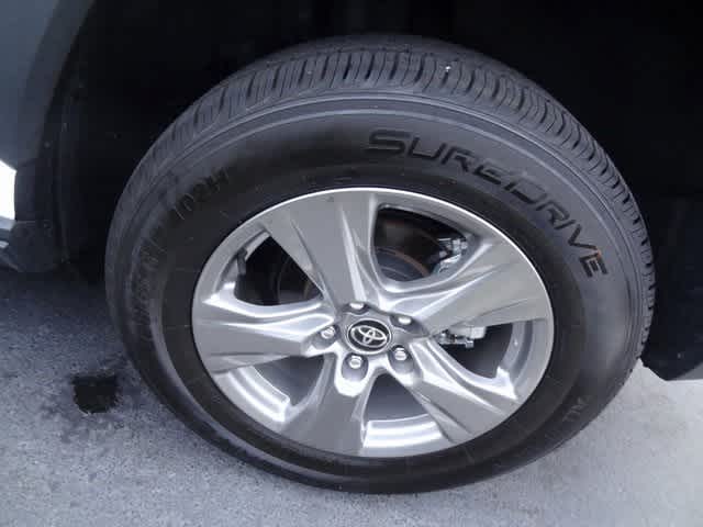 Thumbnail: 2024 Toyota RAV4 - 11