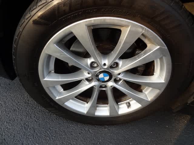 Thumbnail: 2016 BMW 3 Series - 17