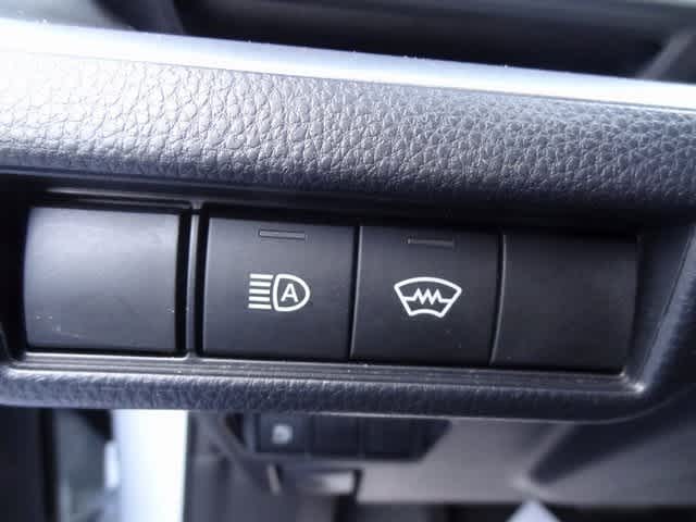 Thumbnail: 2024 Toyota Prius - 10