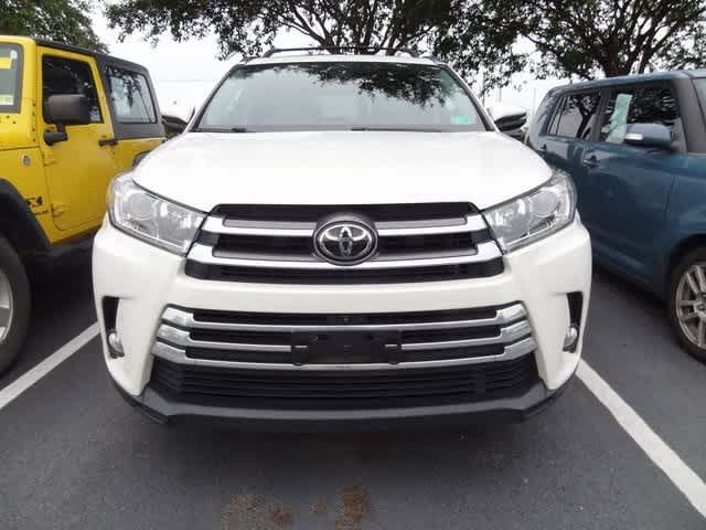 Thumbnail: 2018 Toyota Highlander - 2