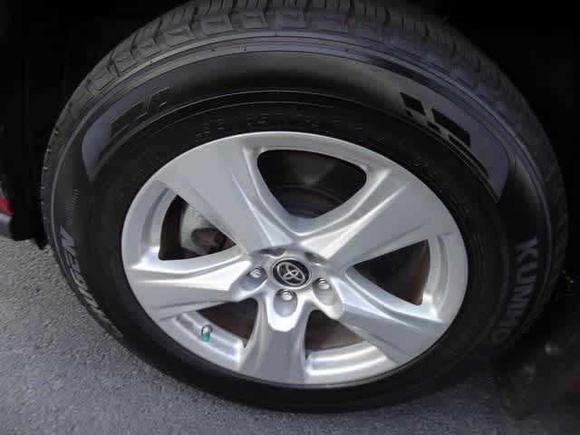 Thumbnail: 2023 Toyota Highlander - 14