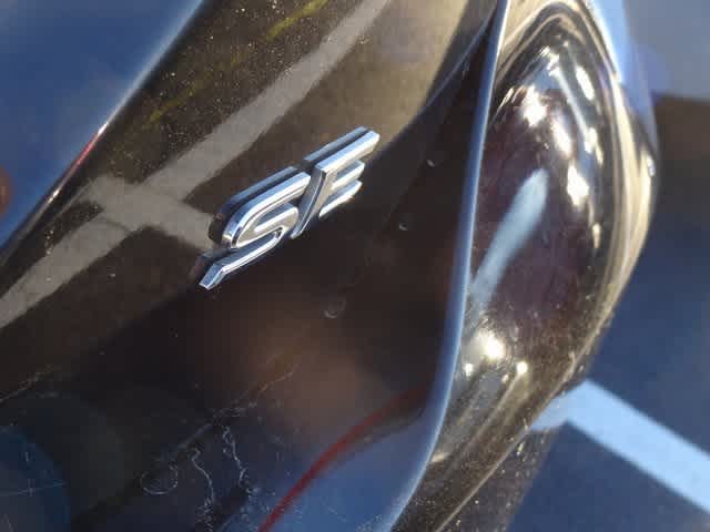 Thumbnail: 2021 Toyota Camry - 15