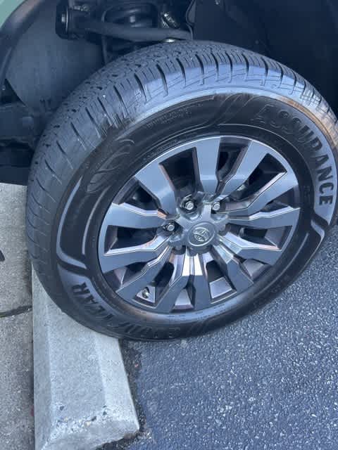 Thumbnail: 2021 Toyota Tacoma - 4