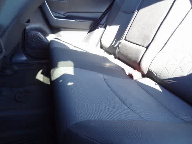 Thumbnail: 2023 Toyota RAV4 - 23