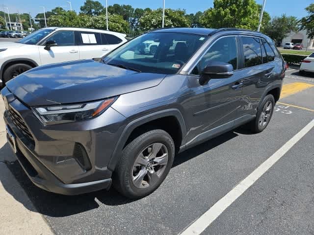 Thumbnail: 2022 Toyota RAV4 - 3