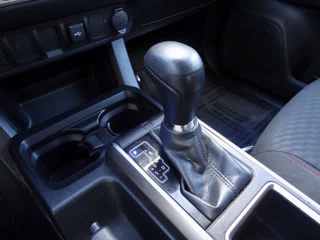 Thumbnail: 2023 Toyota Tacoma - 31