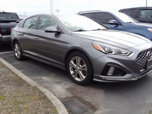 Thumbnail: 2019 Hyundai Sonata - 4