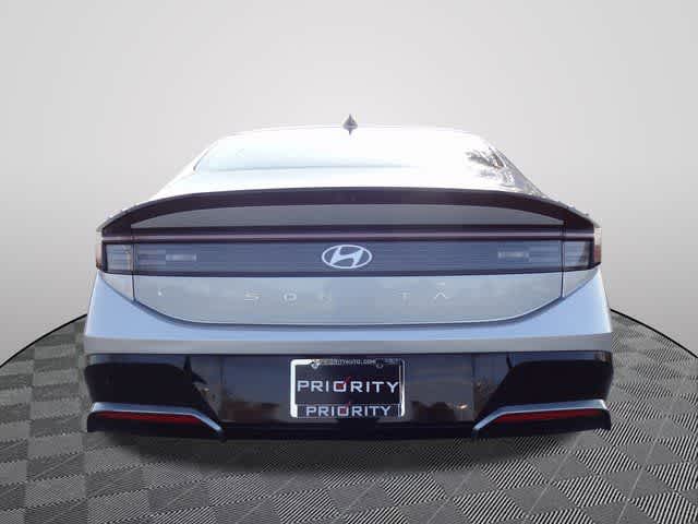 Thumbnail: 2024 Hyundai Sonata - 4