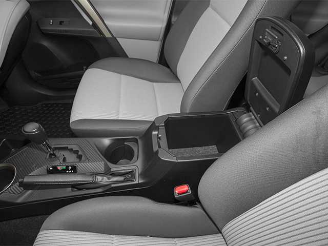 Thumbnail: 2013 Toyota RAV4 - 13