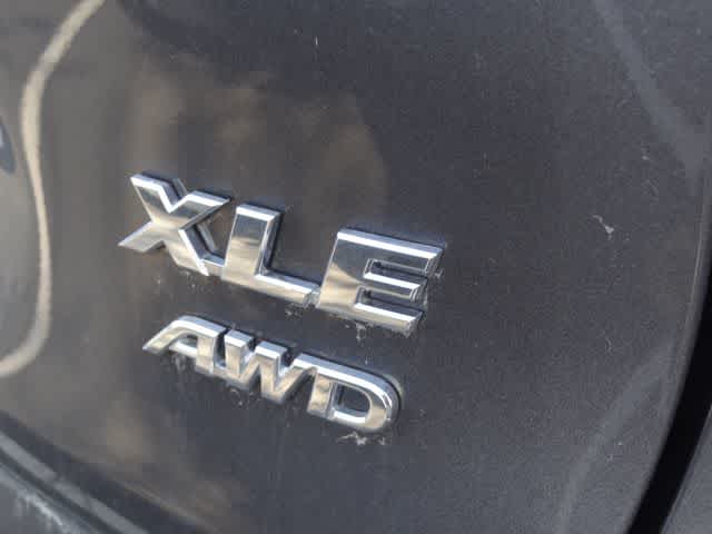 Thumbnail: 2025 Toyota RAV4 - 11