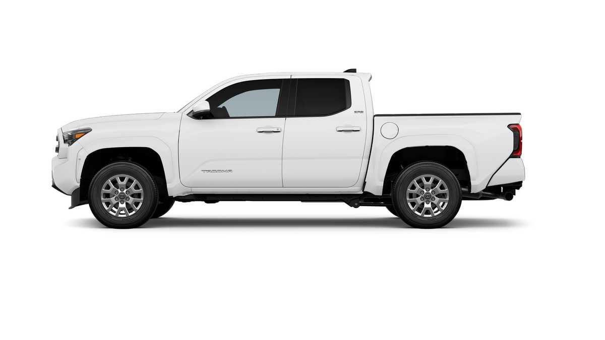 Thumbnail: 2025 Toyota Tacoma - 4