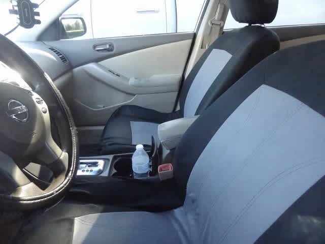 Thumbnail: 2012 Nissan Altima - 7