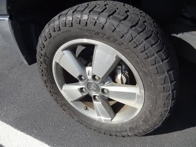 Thumbnail: 2011 Toyota Tundra - 11